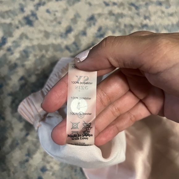 Love stories pull on short XS - Picture 4 of 4